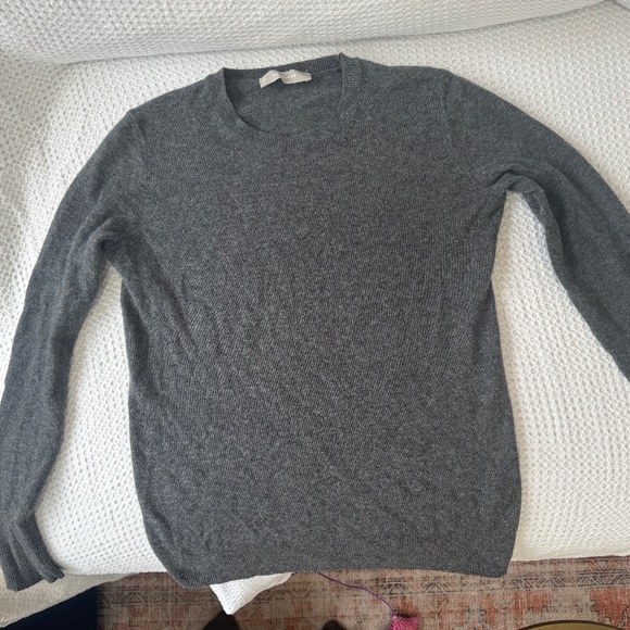 Everlane 100% cashmere gray long sleeve crewneck sweater - Picture 4 of 7